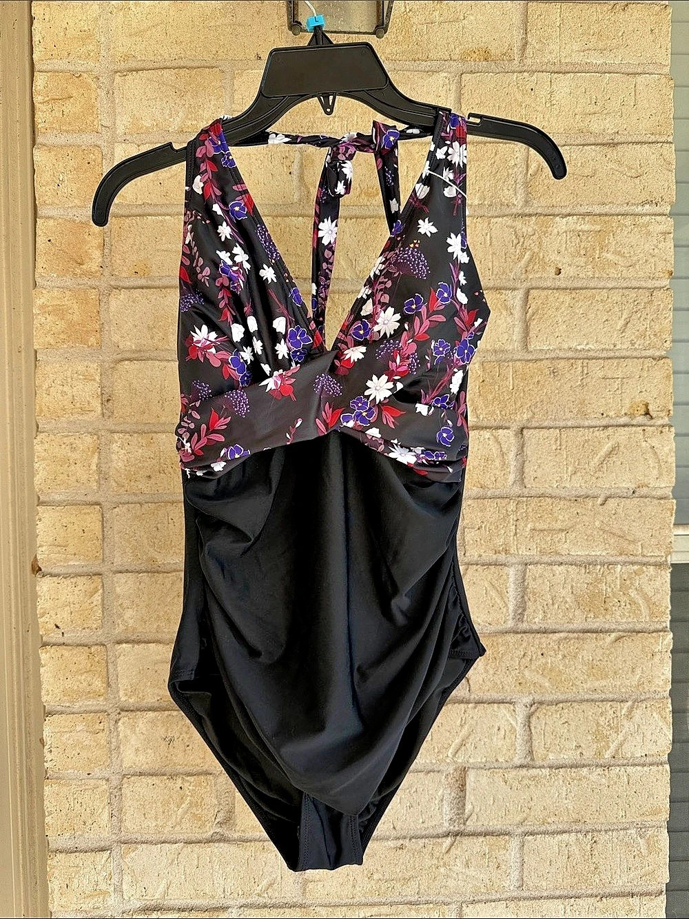 NWT Halter One Piece Floral V-neck Ruched Tummy Control Swimsuit Bathing Suit